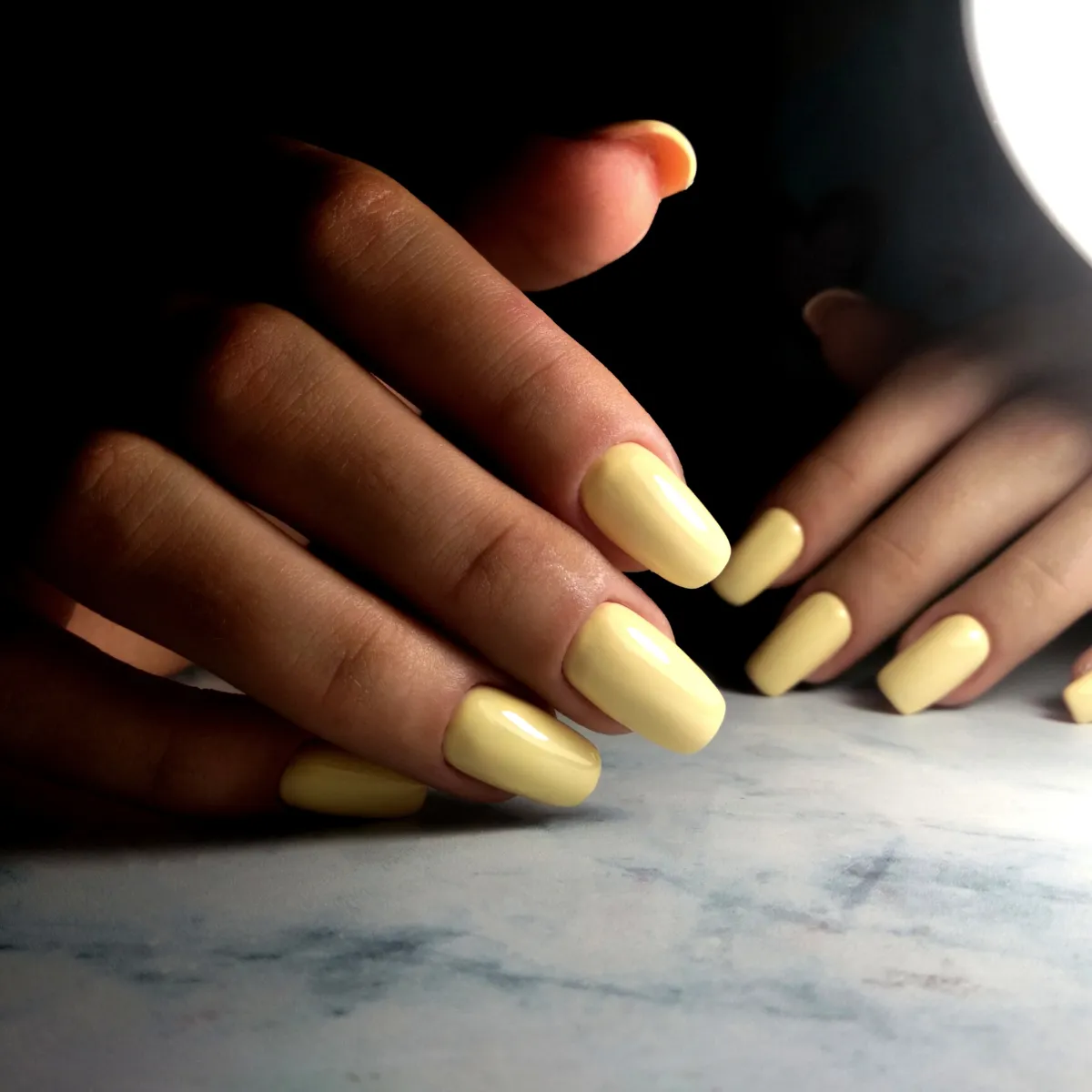 BIS Pure Nails gel polish 15 ml, 6711 Pale Yellow