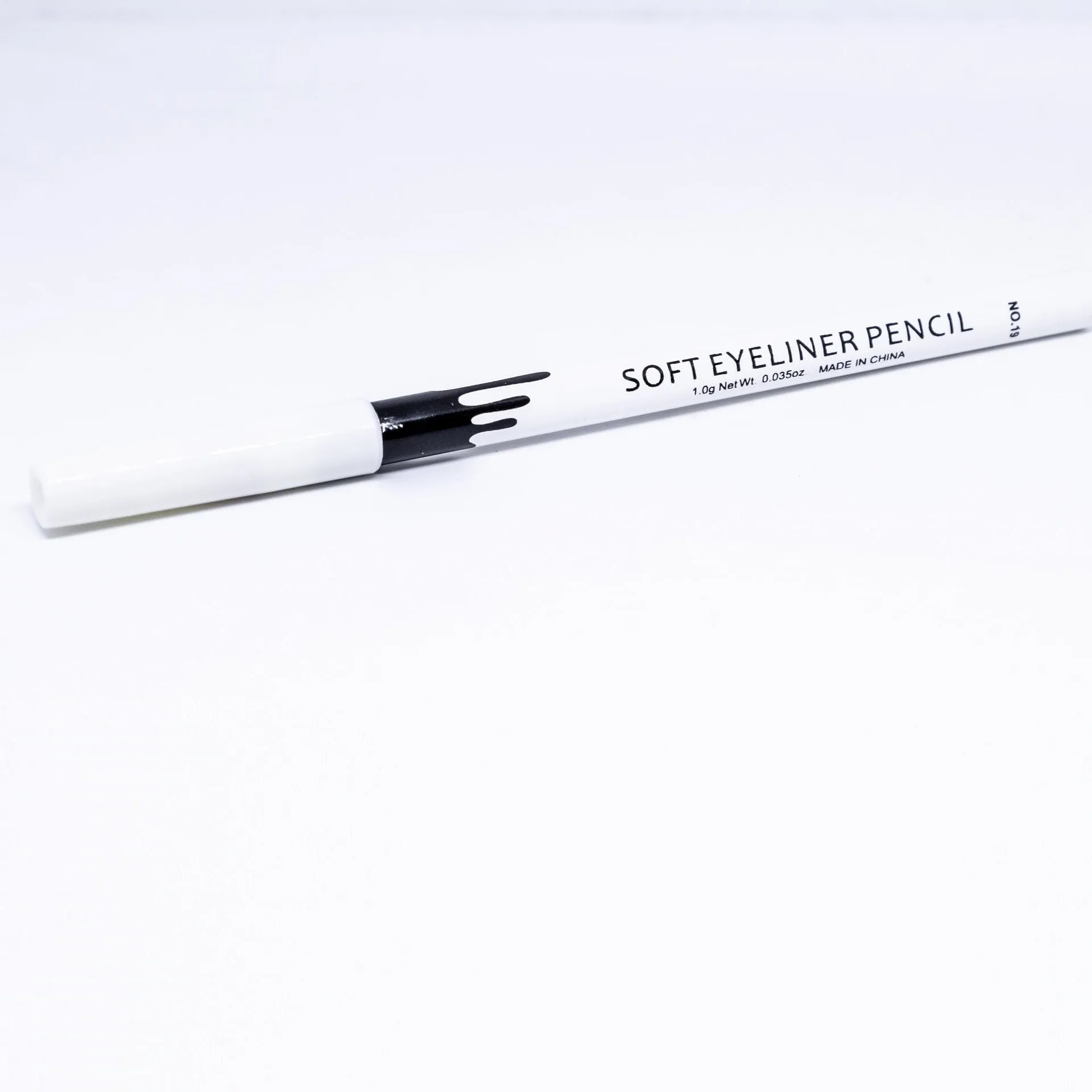 Cosmetic Eyebrow shaping Pencil, white