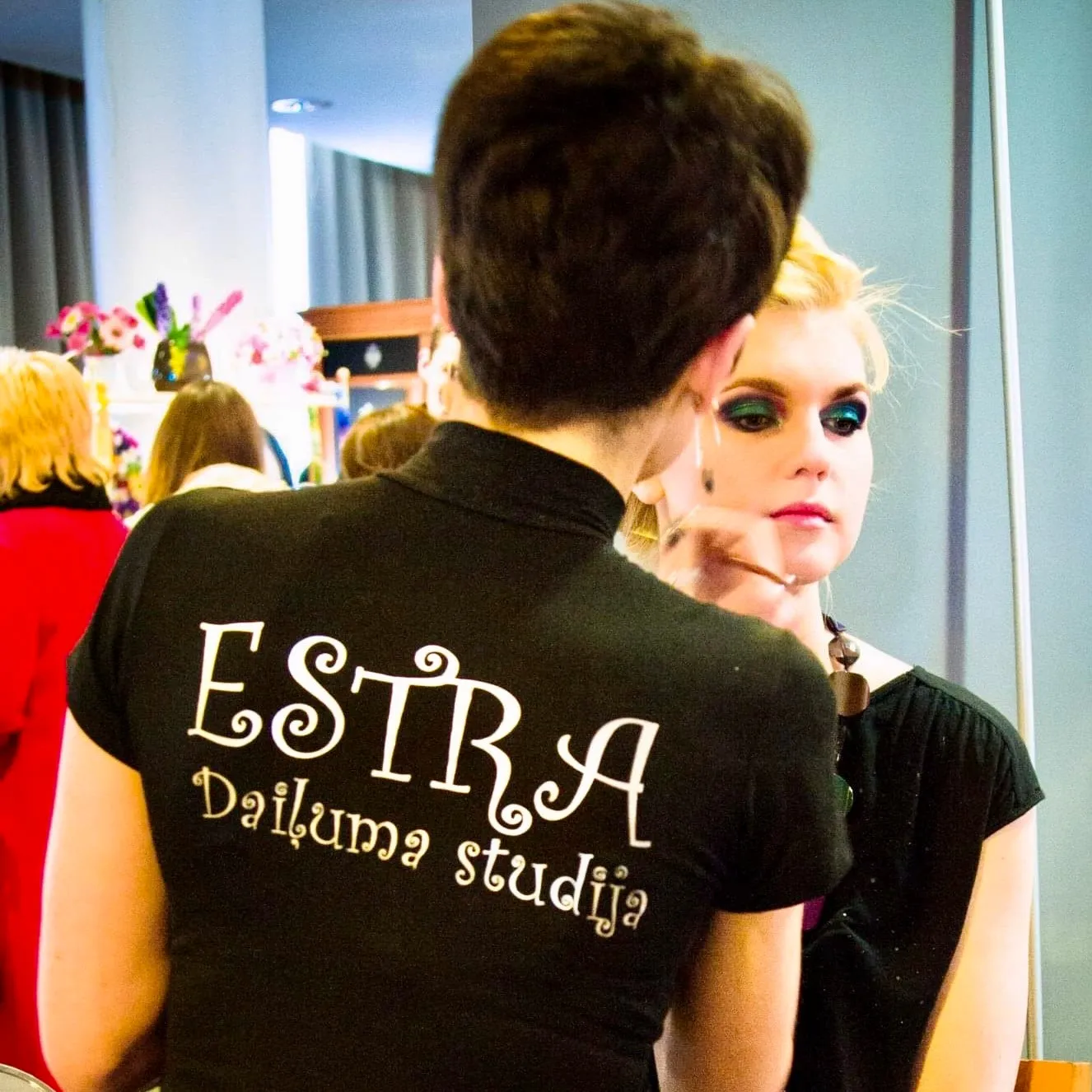 Eva Strautmale's make-up masterclass with practice