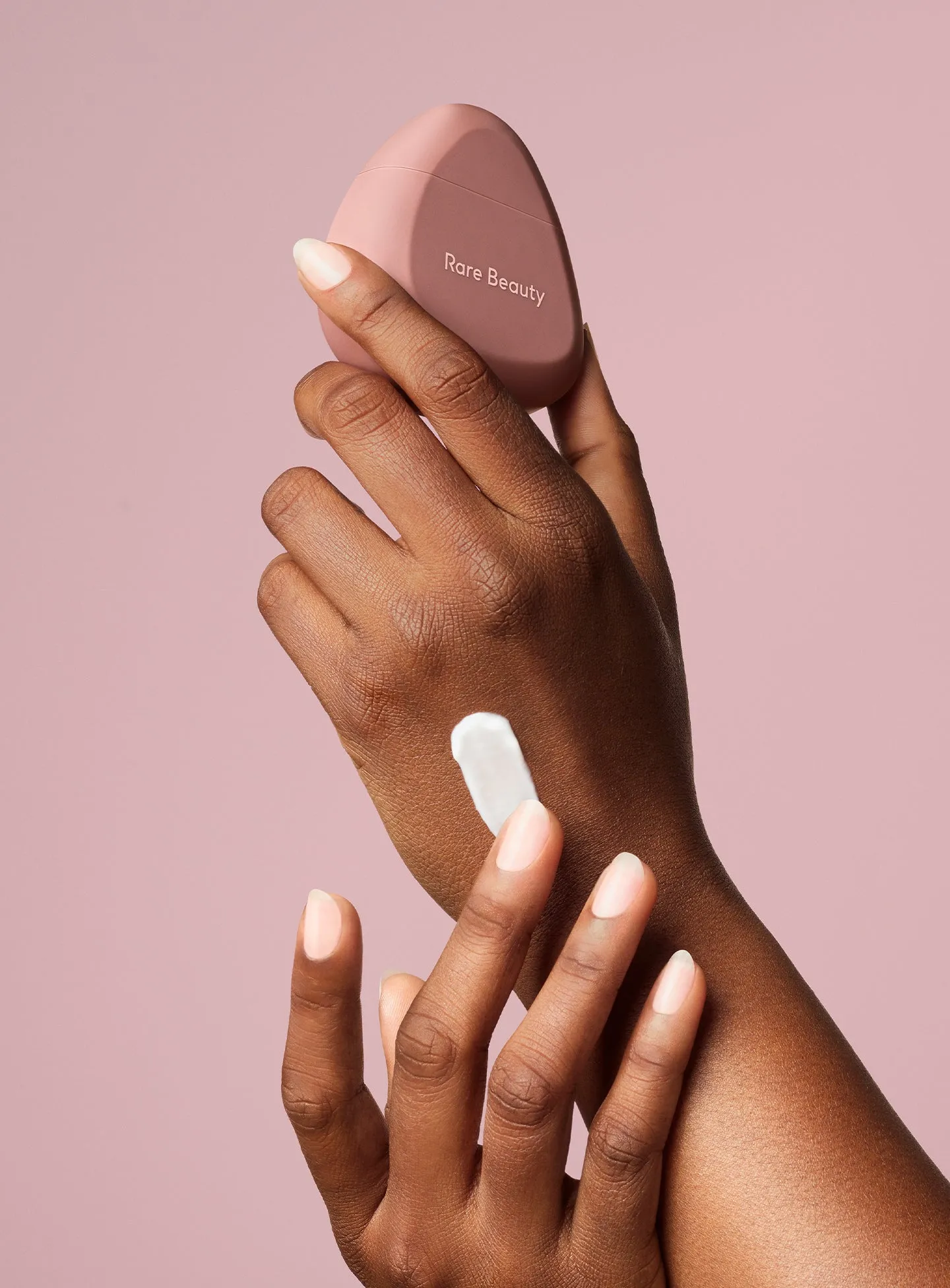 Find Comfort Hydrating Hand Cream Rare Beauty