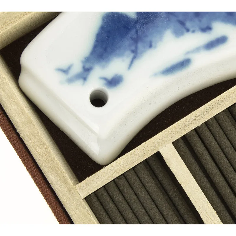 Jinkoh Juzan Aloeswood Incense (60 Sticks & Incense Holder)