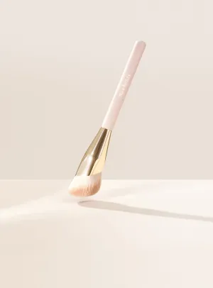 Liquid Touch Foundation Brush Rare Beauty