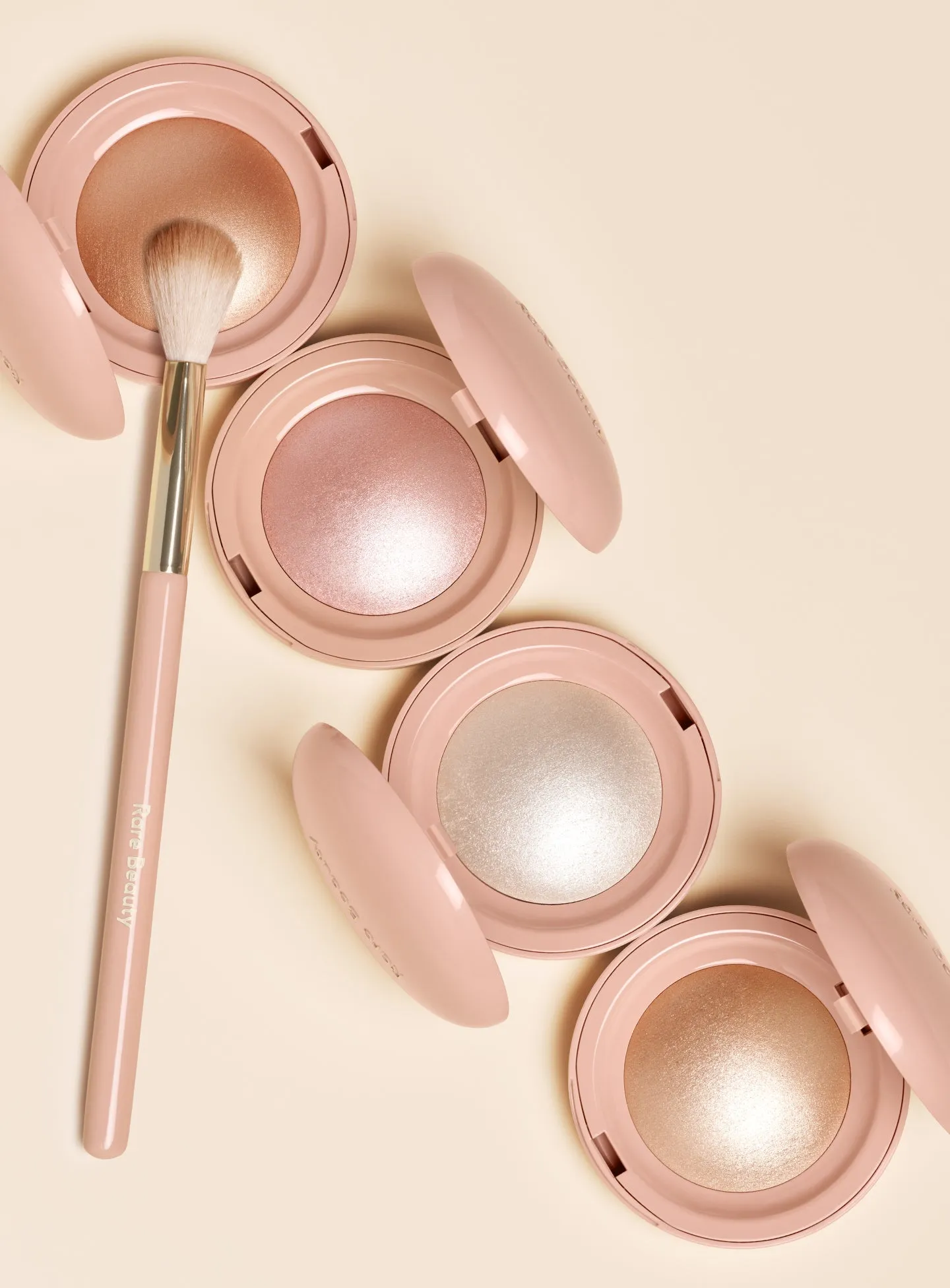 Positive Light Precision Highlighter Brush Rare Beauty