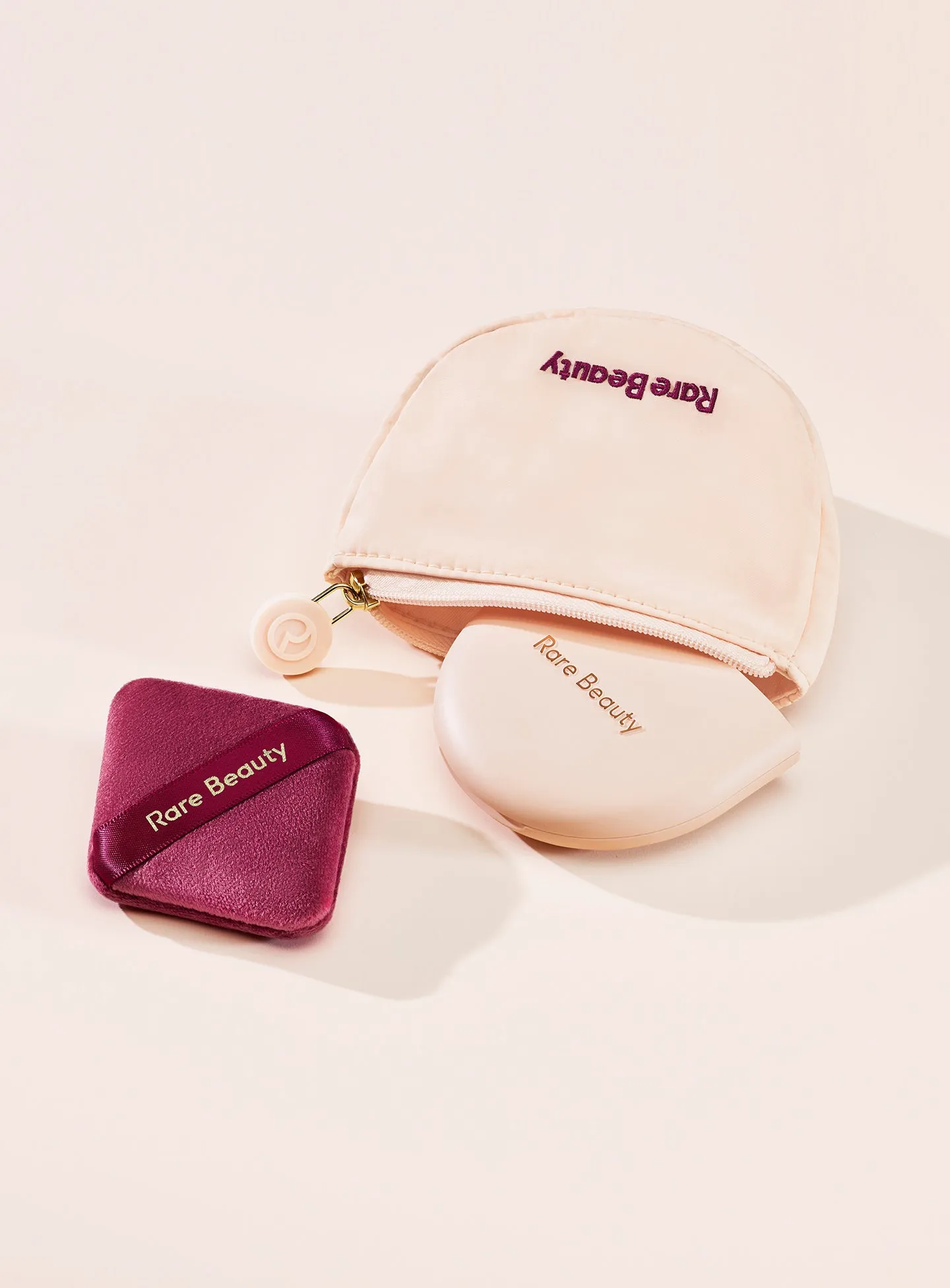 Powder Pouch Rare Beauty