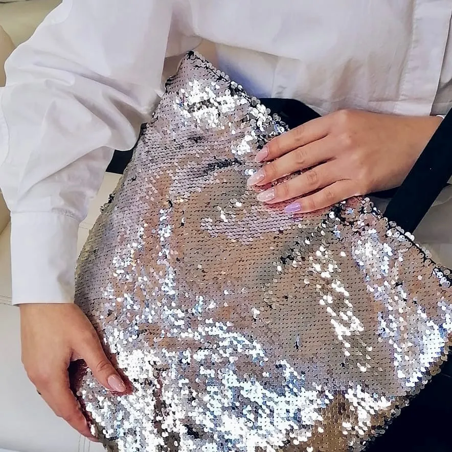 Shiny bag with zipper 38 x 33 x 15 cm, SILVER