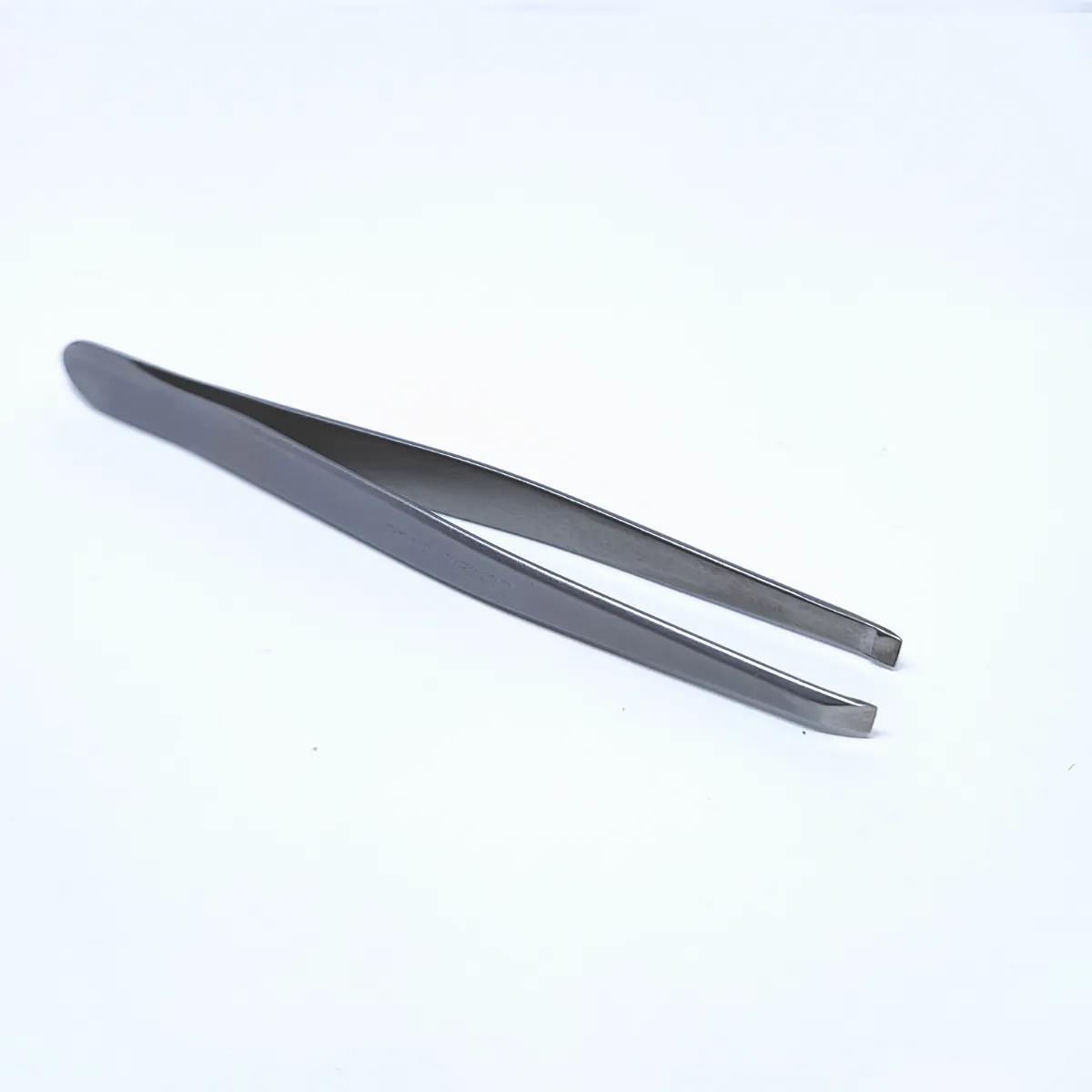 STALEKS Eyebrow tweezers