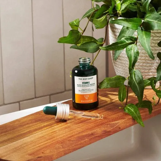 Vitamin C Glow Revealing Serum The Body Shop